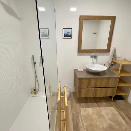 2-bedroom With Pool, Walk To & Town Appartement Ericeira